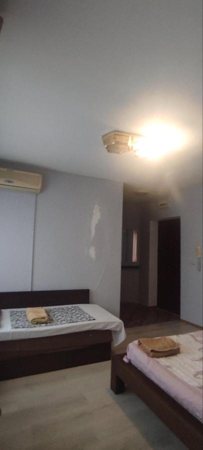Apartment Ivaylo Varna Bagian luar foto
